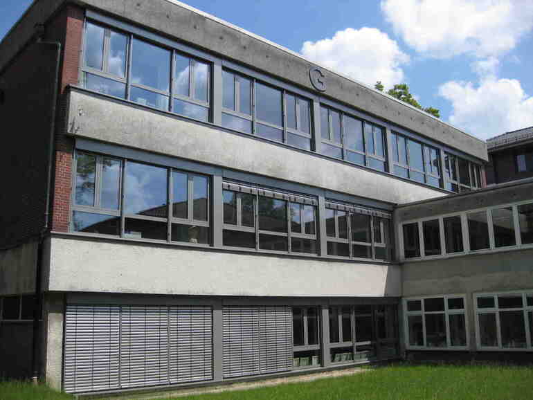 Aluminium Fenster in einer Schule
