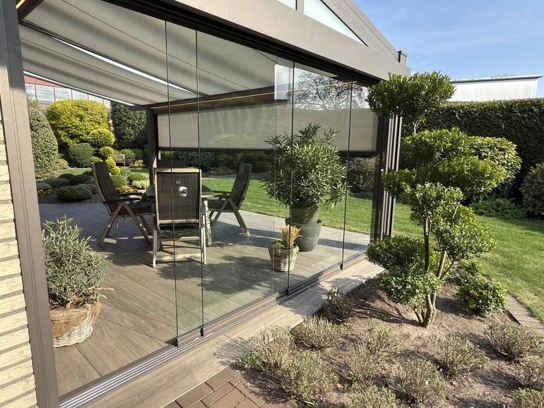 Aluminium Terrassendach mit Schiebetuer